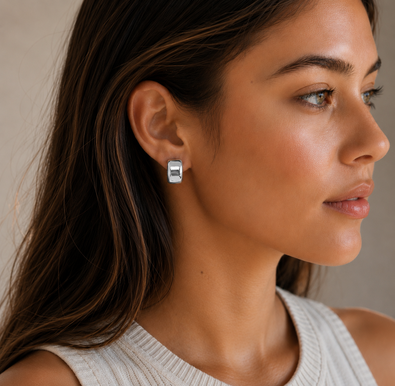 Brookes Curved Stud Earrings – Silver
