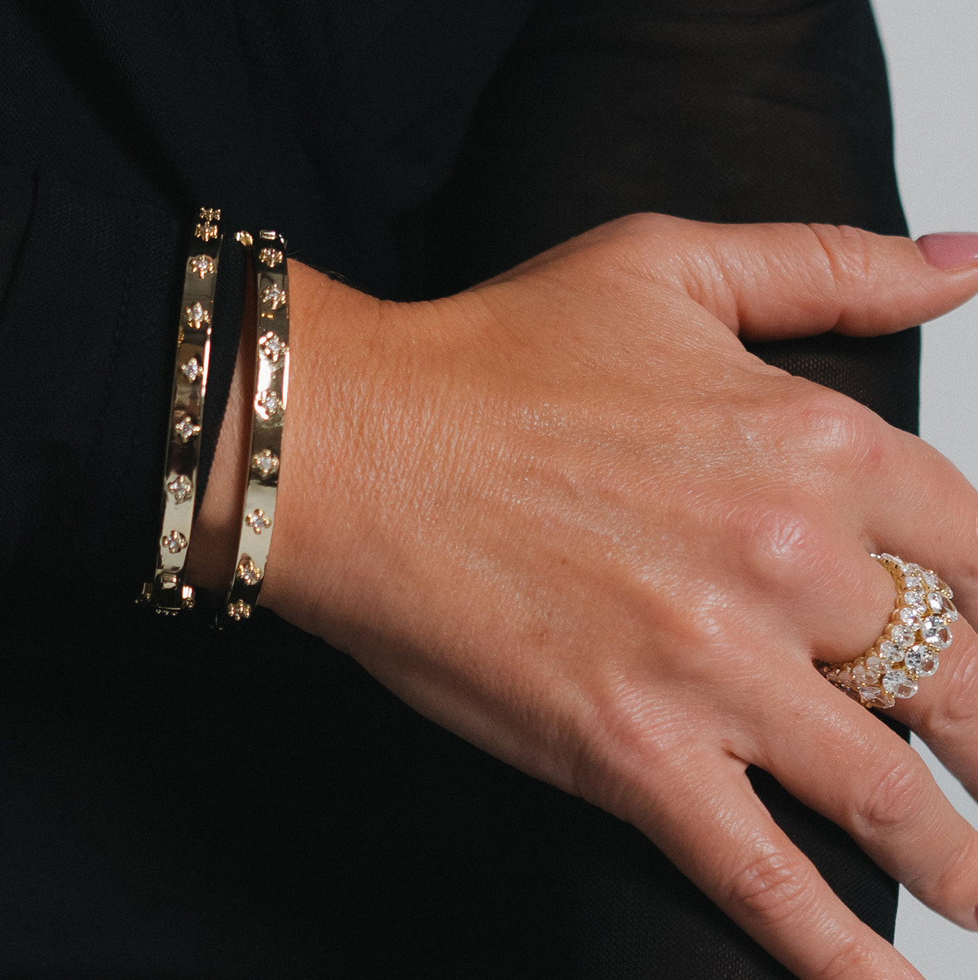 Luxxy Timeless Gold Bangle Bracelets and Stackable Rings