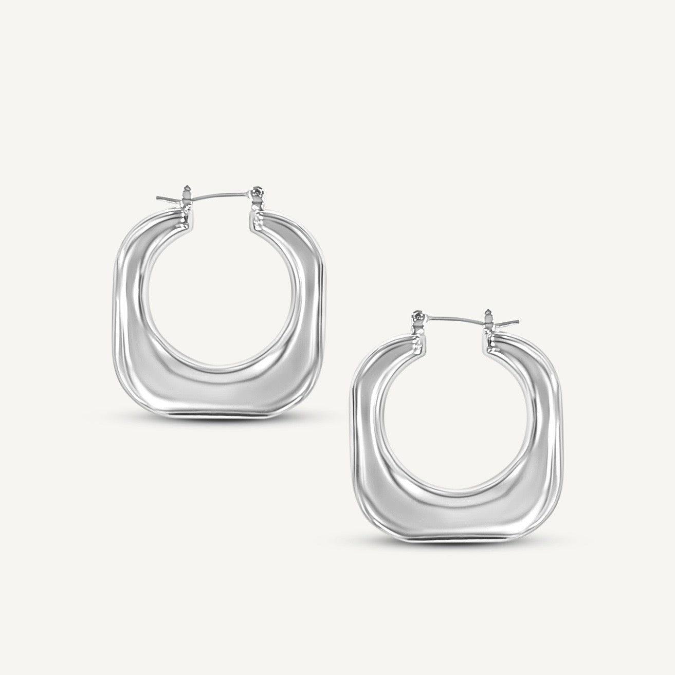 STORMY SQUARED HOOPS | SILVER